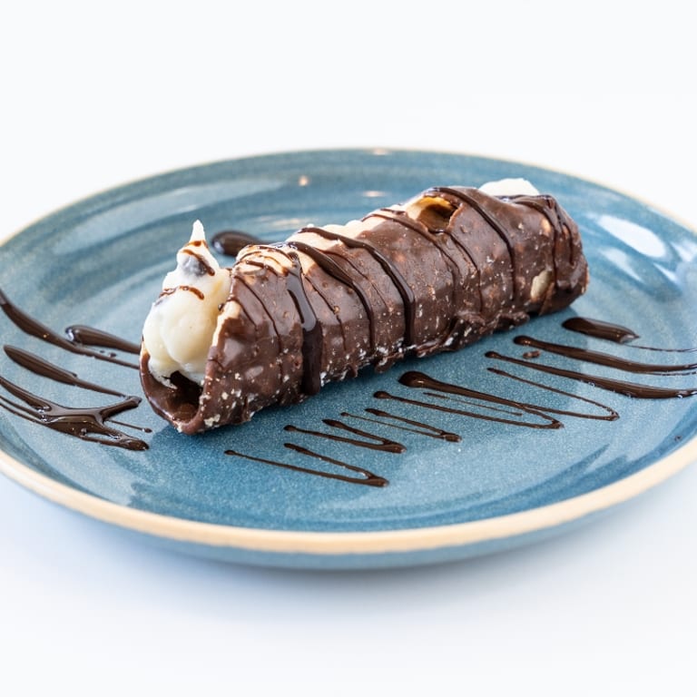Savor Our Authentic Cannoli